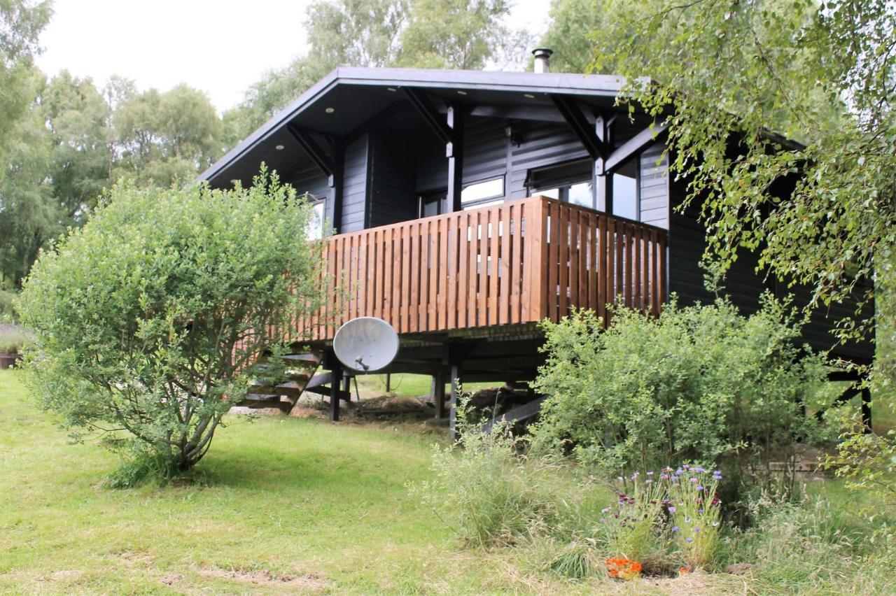 Ancarraig Lodges Drumnadrochit Exterior foto