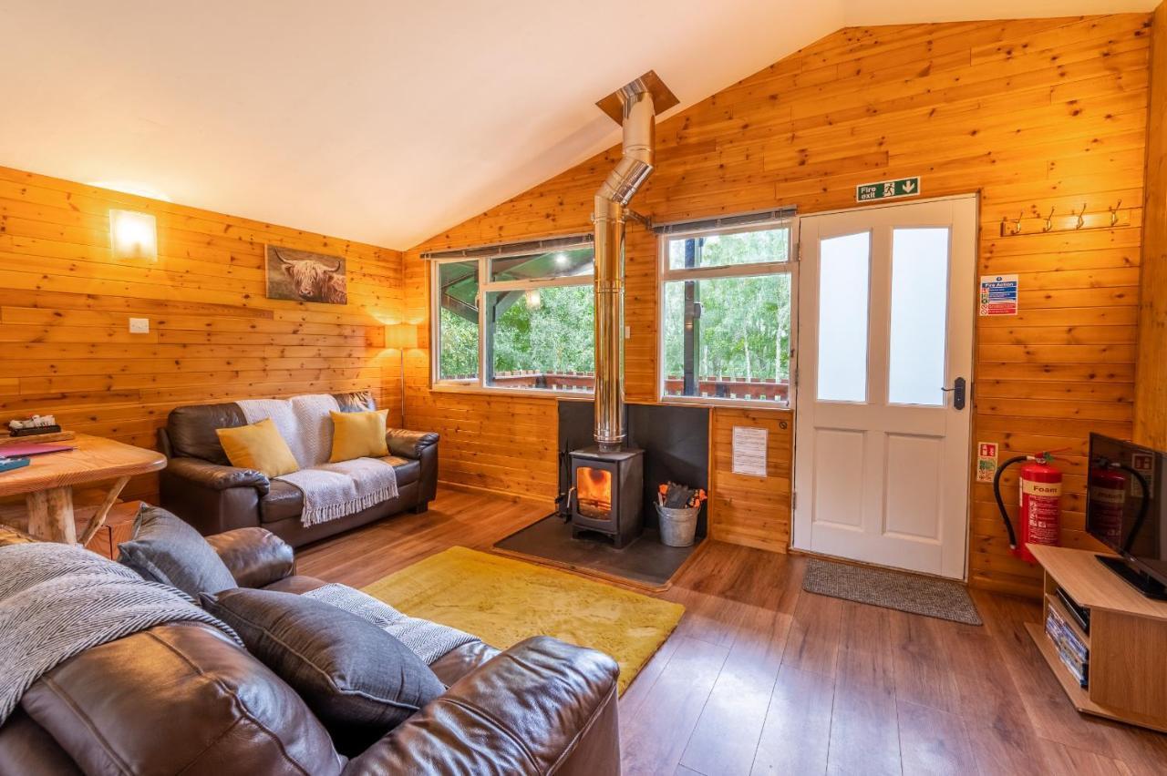 Ancarraig Lodges Drumnadrochit Exterior foto