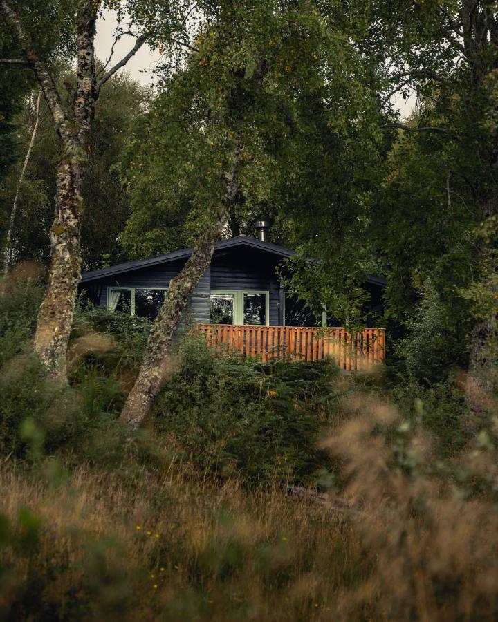 Ancarraig Lodges Drumnadrochit Exterior foto